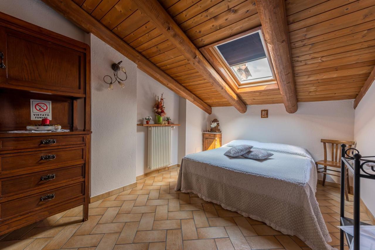 Villa Agriturismo Il Nido Di Bacco Saluzzo Exterior foto